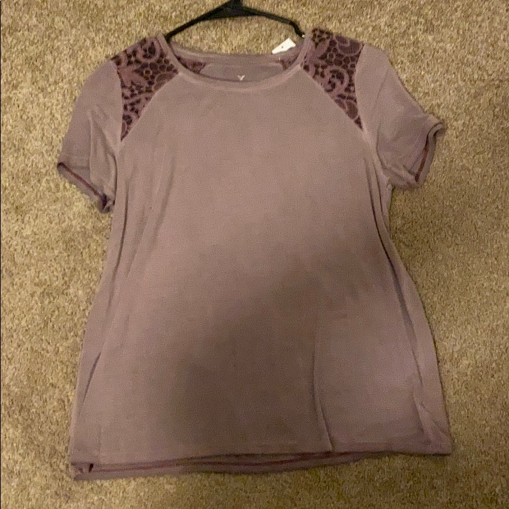 american eagle t-shirt